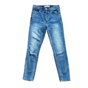 Denim Forum Jeans The Yoko High Rise Slim Distressed Knee Denim - Size 25